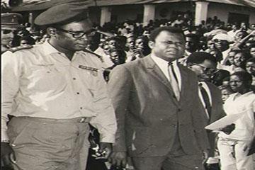 Etienne Tshisekedi: moments d'emprisonnements et tortures - Page 2 Mobutu_et_Tshisekedi_976960361